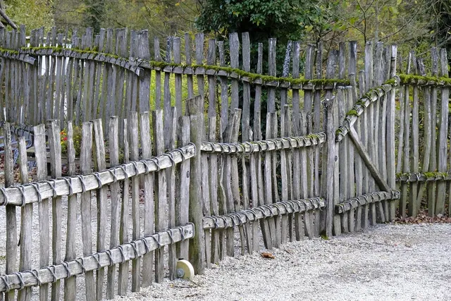 Valla de madera tecnológica
